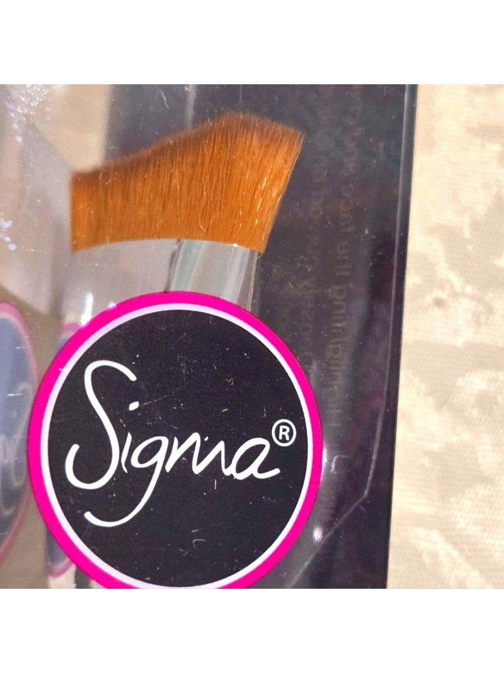 NEW! Sigma Beauty F56 Accentuate Highlighter Brush
